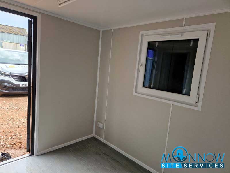 16ft x 10ft anti vandal unit