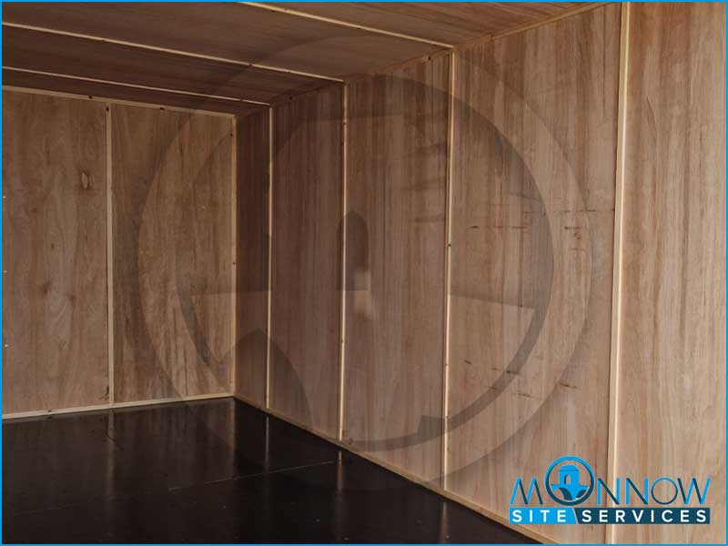 20ft x 8ft shipping container plywood lined and insulated MSS2955