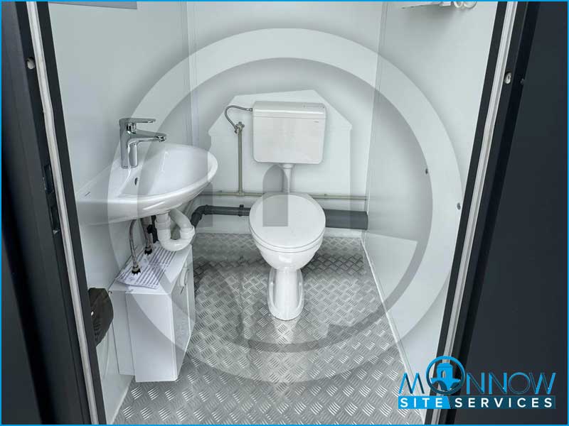 1+1 Double Mains Toilet 8ft x 4ft MSS2729